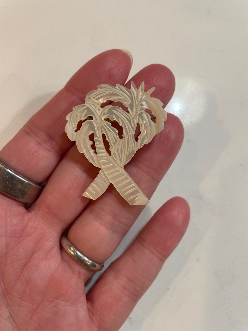 VINTAGE Cream Palm Tree mother of pearl Brooch